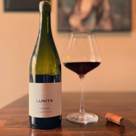 Chacra Lunita Pinot Noir