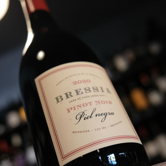 Bressia Piel Negra Pinot Noir