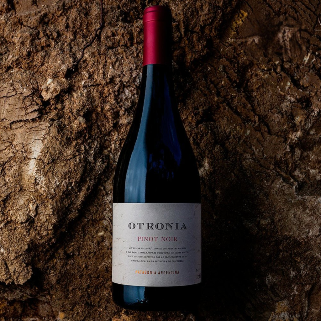Otronia Pinot Noir